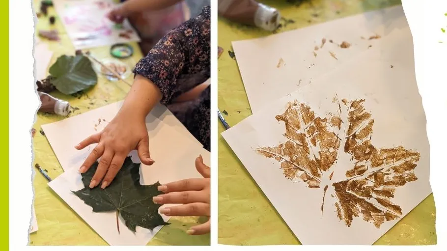 Hände drücken Blatt auf Papier für Blattabdruck.