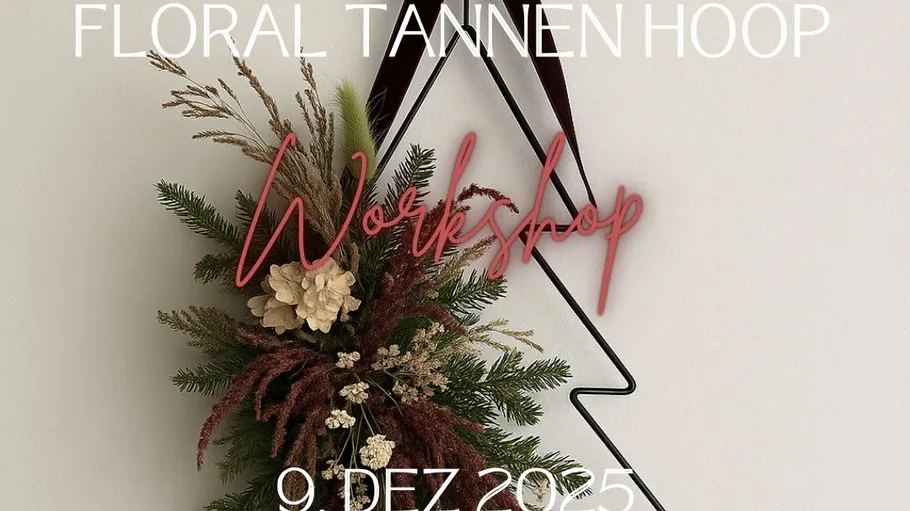 Florale Weihnachtsdeko mit Textüberlagerung.