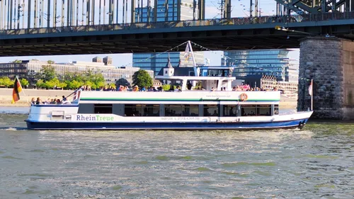 Bonner Skyline Tour: Schifffahrt auf dem Rhein
