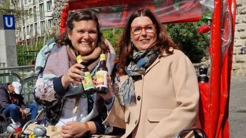 Rickshaw bar trip in Cologne: Experience Cologne beer culture