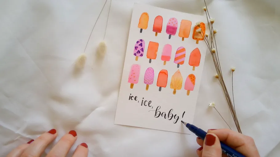 Handschrift neben bunten Eisillustrationen.