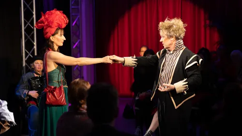 Dinnertheater Wiesbaden: Der kleine Prinz & die 7 Todsünden