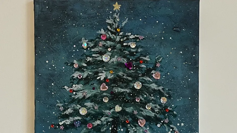 Gemalter Weihnachtsbaum mit Schmuck auf Leinwand.