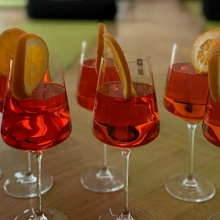 Yoga und Aperol in Köln: Erlebe Entspannung und Genuss