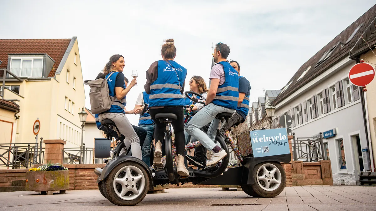 Selbstgeführte Weinprobe per Konferenzbike bei Karlsruhe