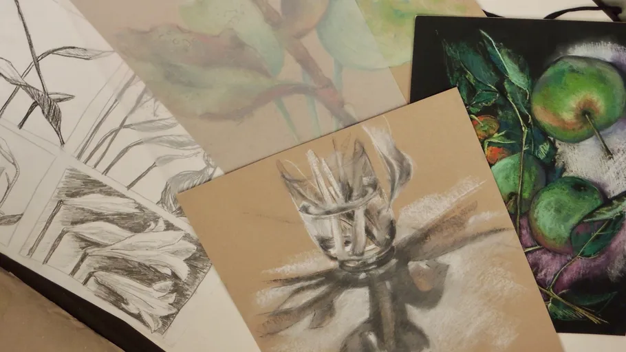 Mehrere Skizzen und Gemälde zusammengelegt.