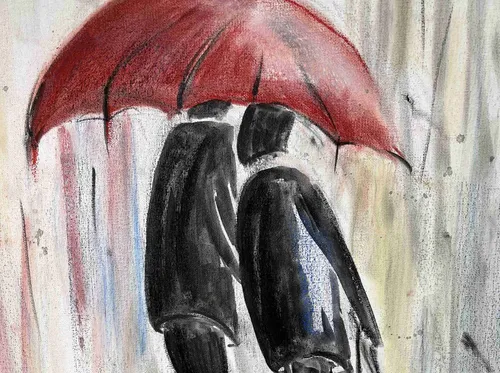 Zwei Personen unter rotem Regenschirm im Regen.