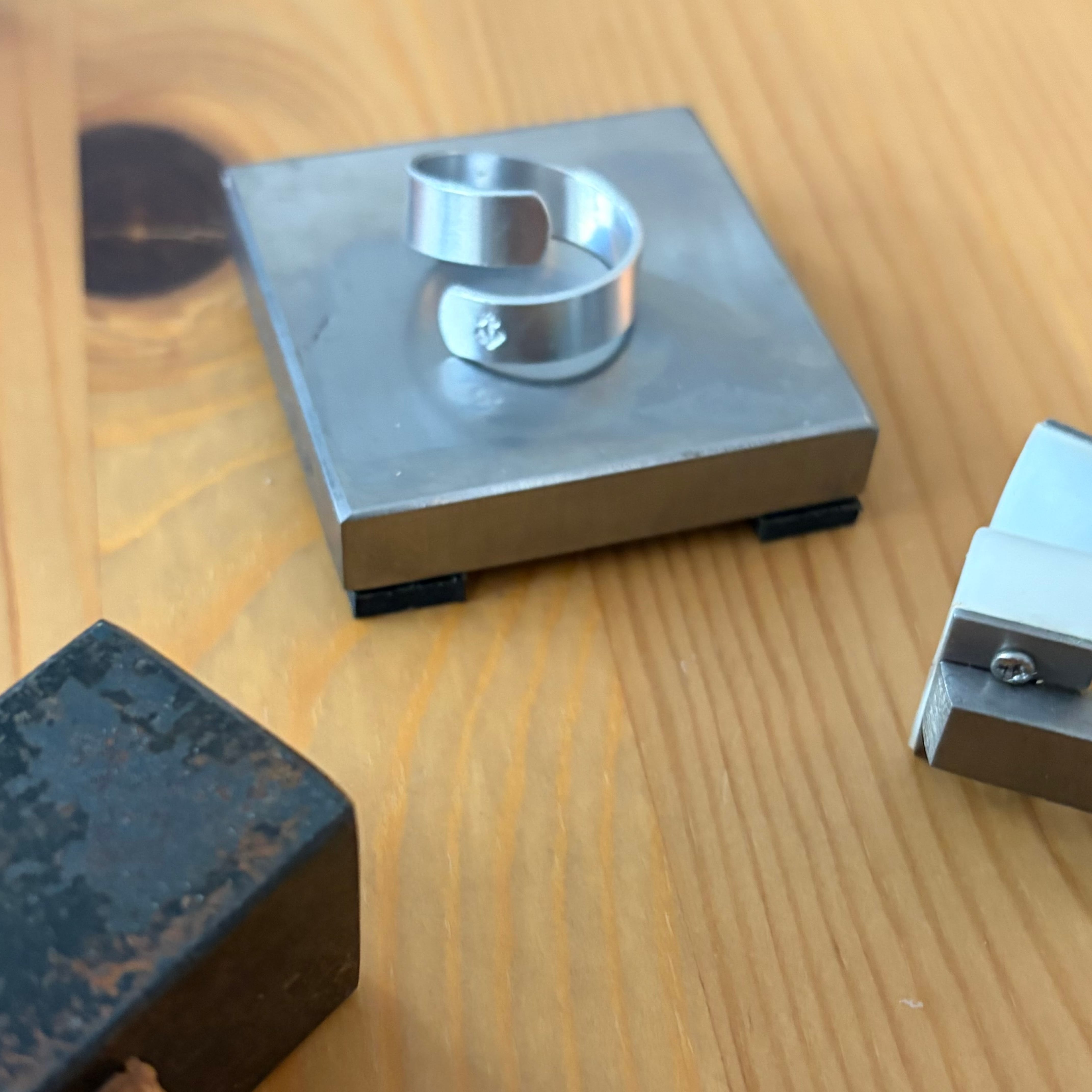 Metall Stempeln - Schmuck Workshop in Hamburg