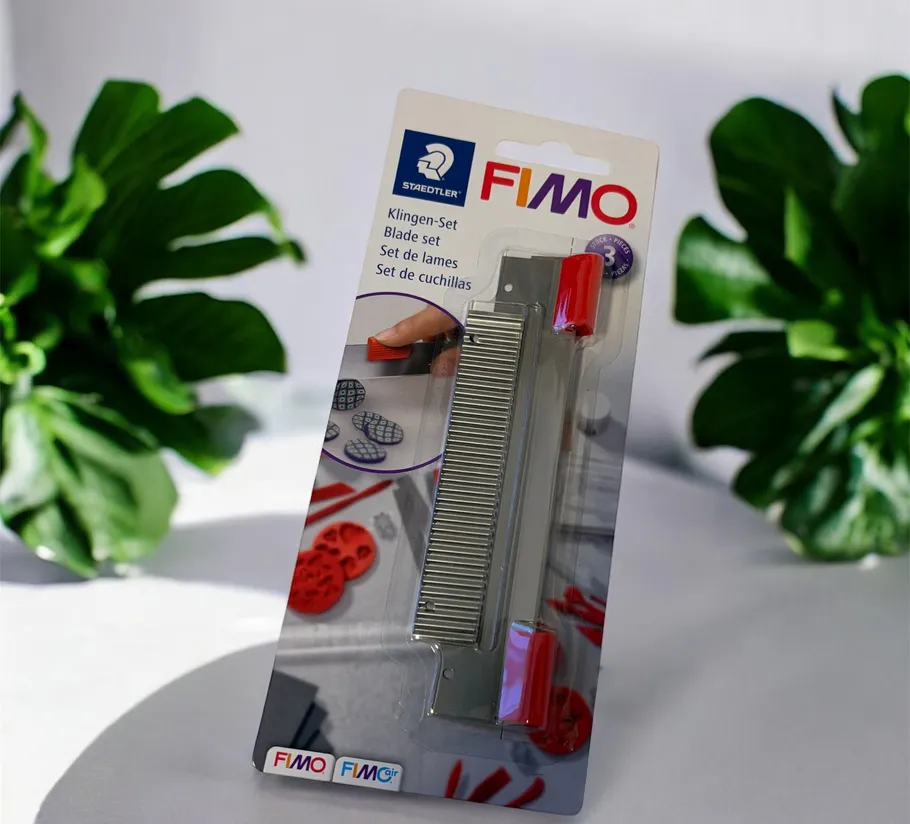 FIMO blade set packaging on table.