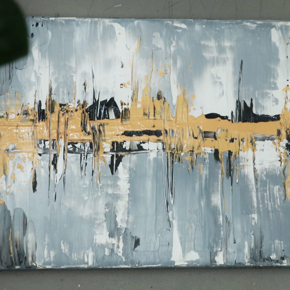 Abstraktes Spachteln mit Strukturpaste in Berlin