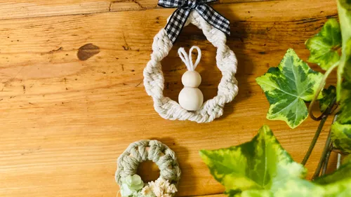 Make macrame Easter decorations in Erfurt