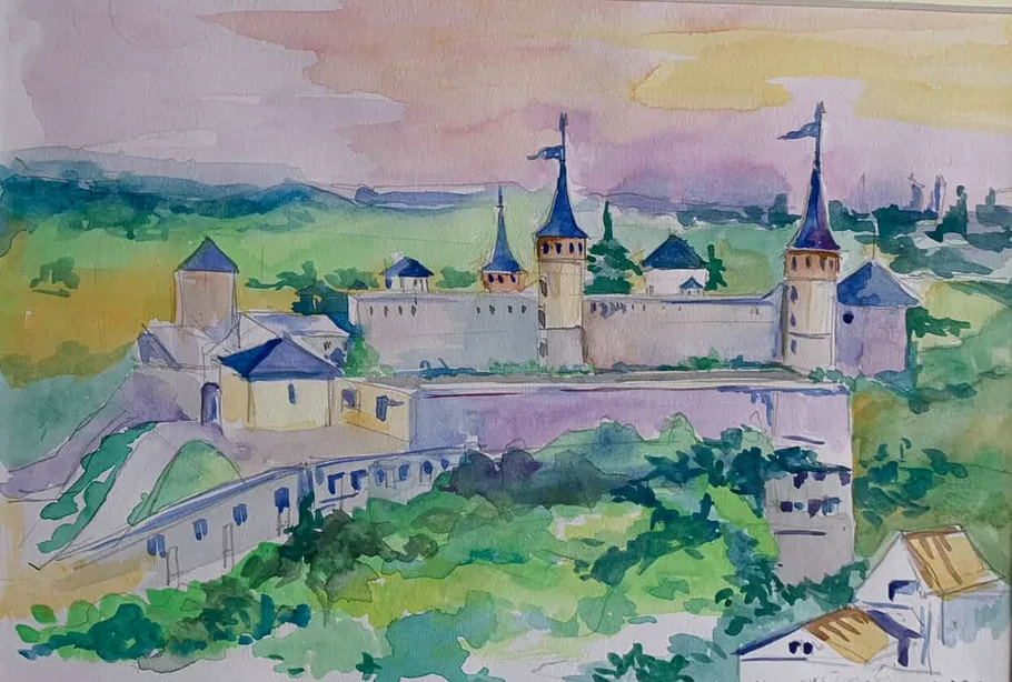 Burg mit Türmen in lebendiger Landschaft.