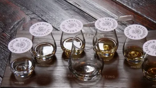 Whisky tasting meets perfume art - salon evening in Berlin