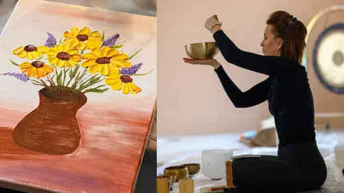 Gemälde von Blumen; Frau hält Klangschale.