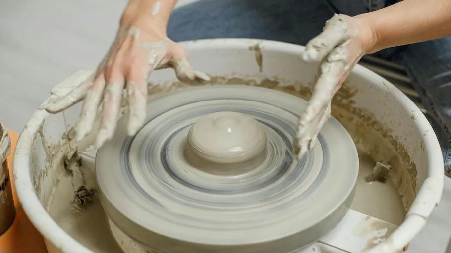 Pottery Wheel Class for Beginners in Düsseldorf