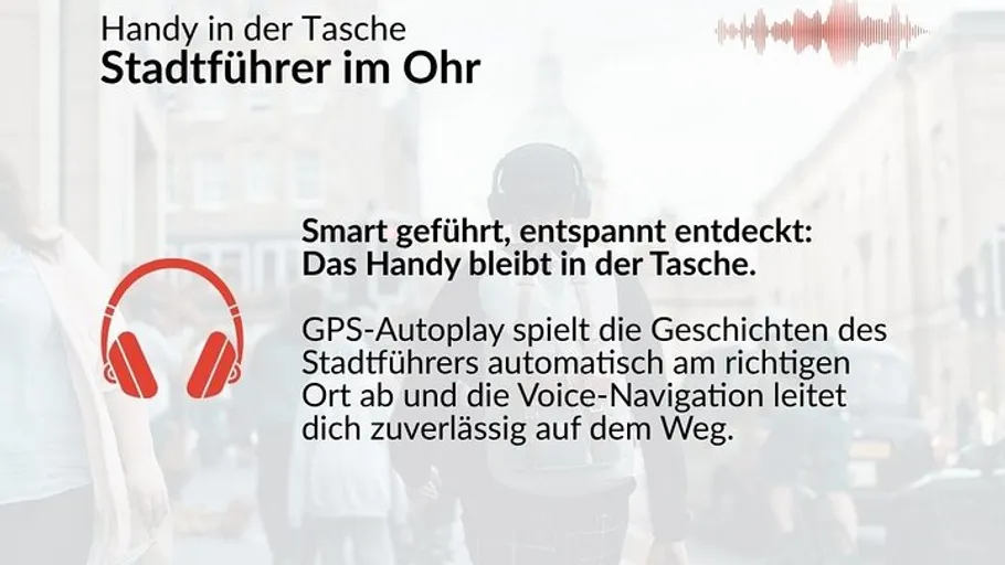 Text und Kopfhörer-Symbol vor Stadt-Hintergrund.