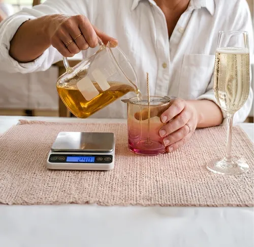 Candles and prosecco workshop