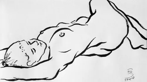 Nacktfigur-Skizze liegend auf Boden.