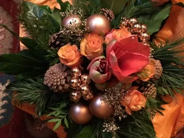 Colourful bouquet with pine cones and Christmas balls.
