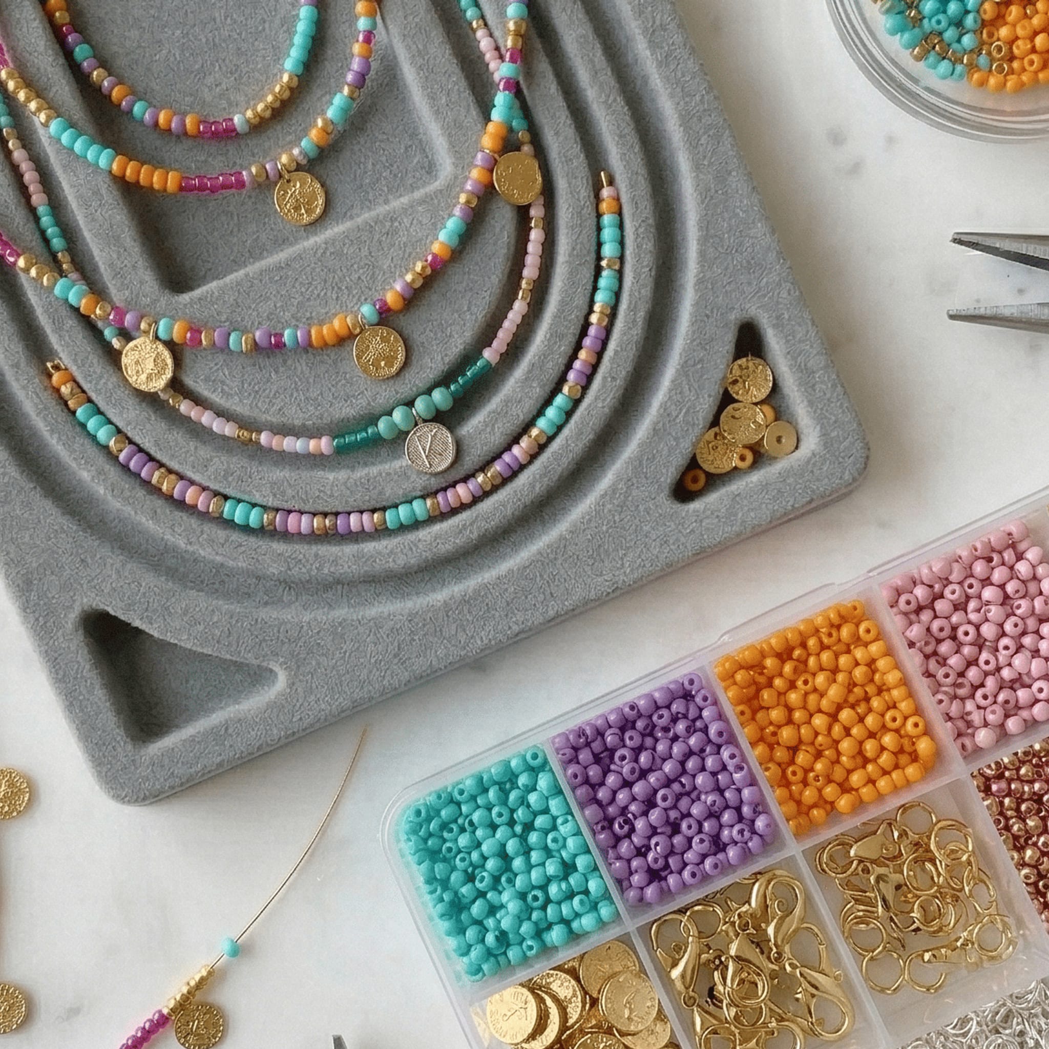 Schmuck Workshop in Frankfurt: Perlenschmuck designen