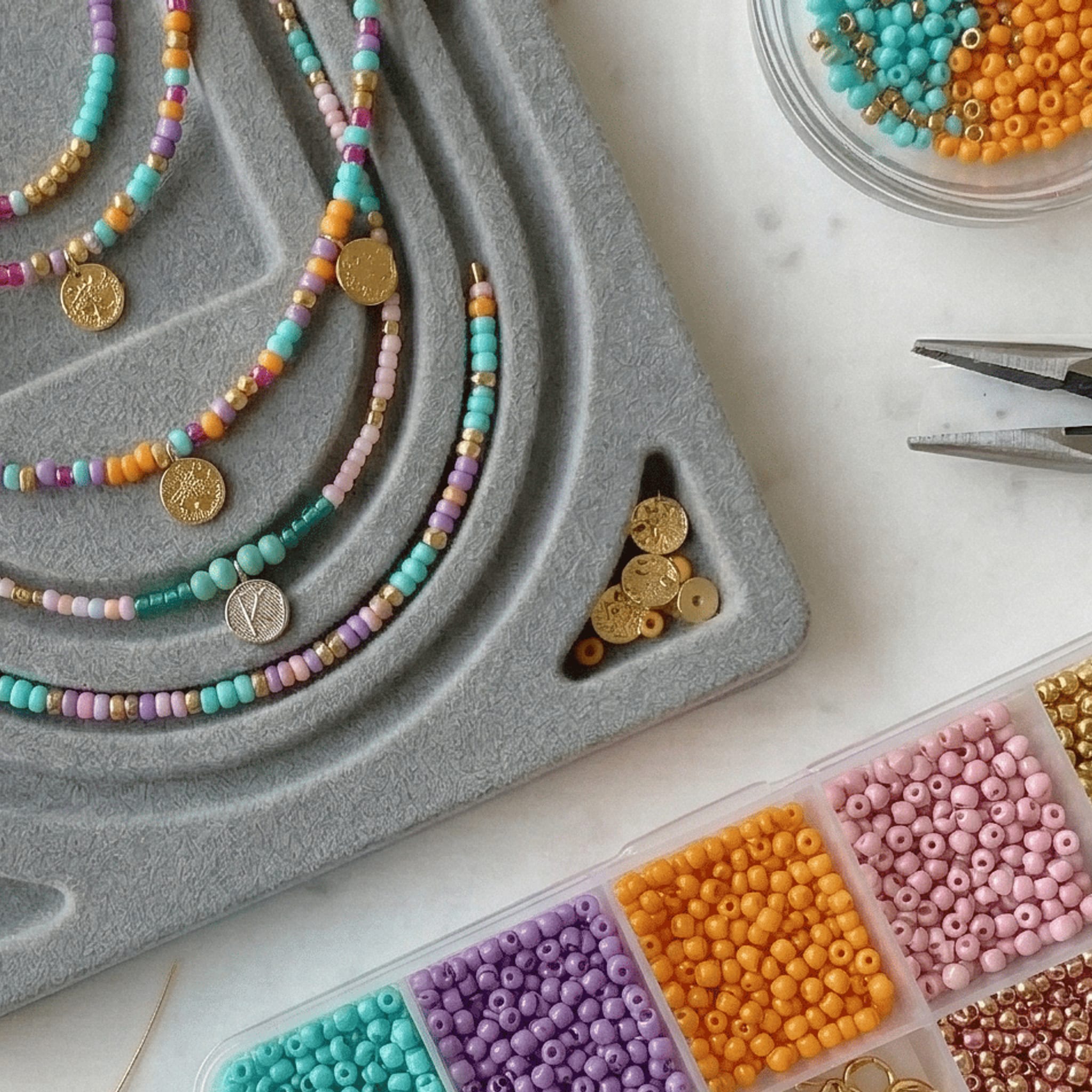 Schmuck Workshop in Dresden: Perlenschmuck designen