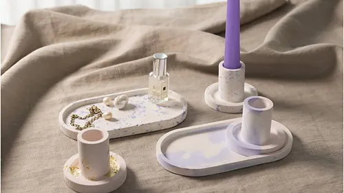 DIY resin casting set: pour candle holders & trays