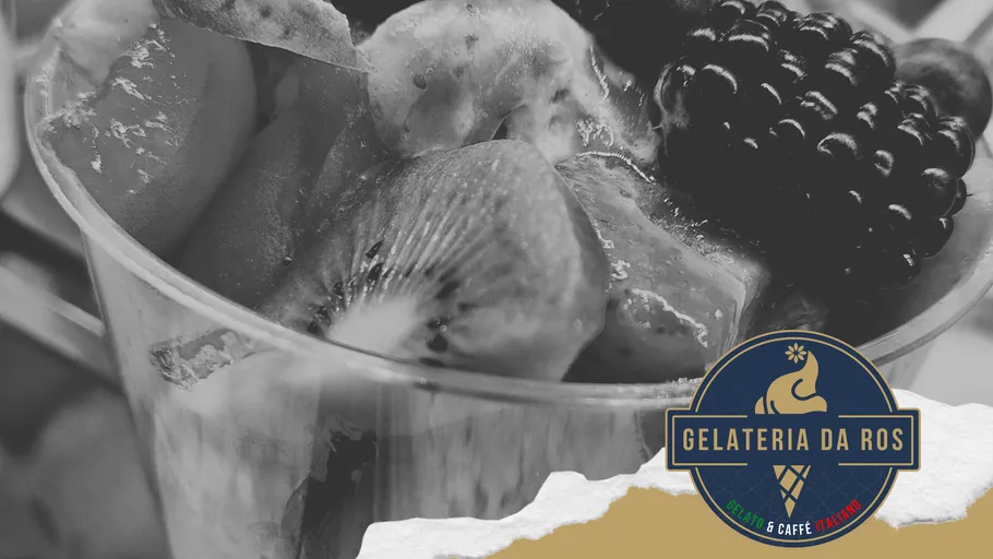 Fruchtbecher mit Gelateria Da Ros Logo.