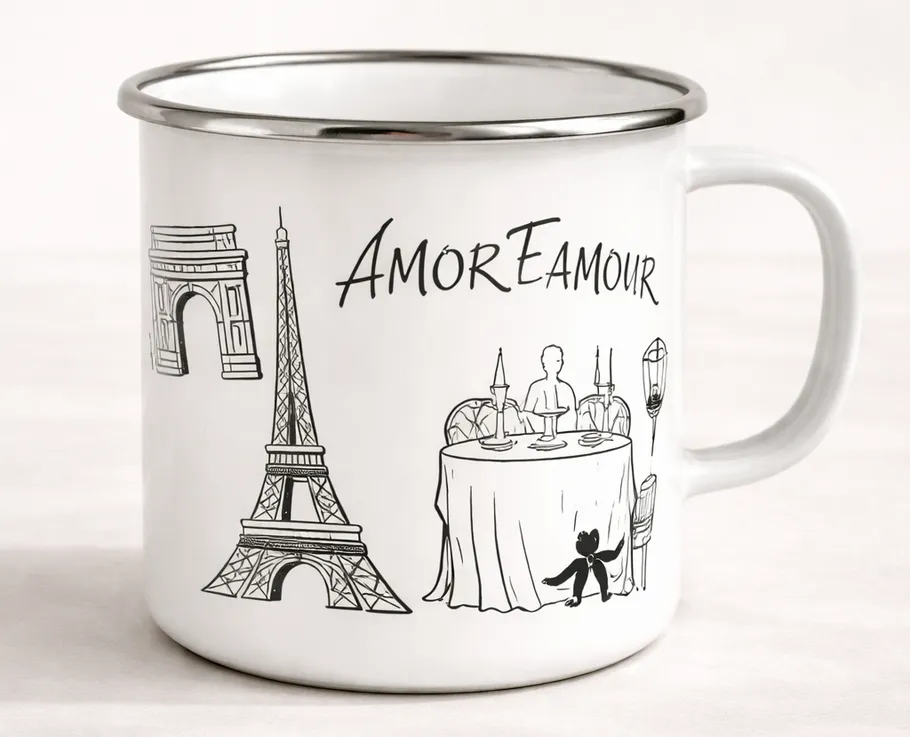 Weiße Tasse mit Pariser Motiven.