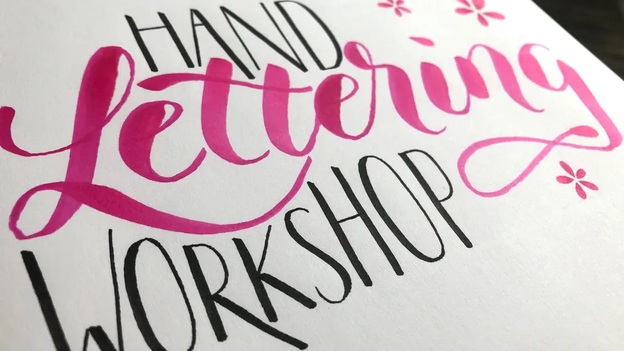 Handlettering-Workshop-Text mit pinken Akzenten.
