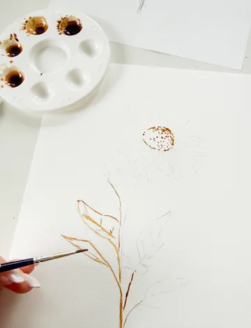 Hand malt Blumenumriss mit Pinsel.