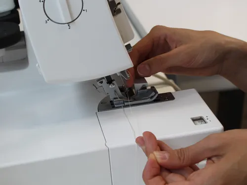 NÄHKURS OVERLOCK FÜR ANFÄNGER