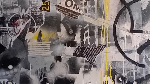 Abstrakte Graffiti-Kunst mit gemischtem Text.