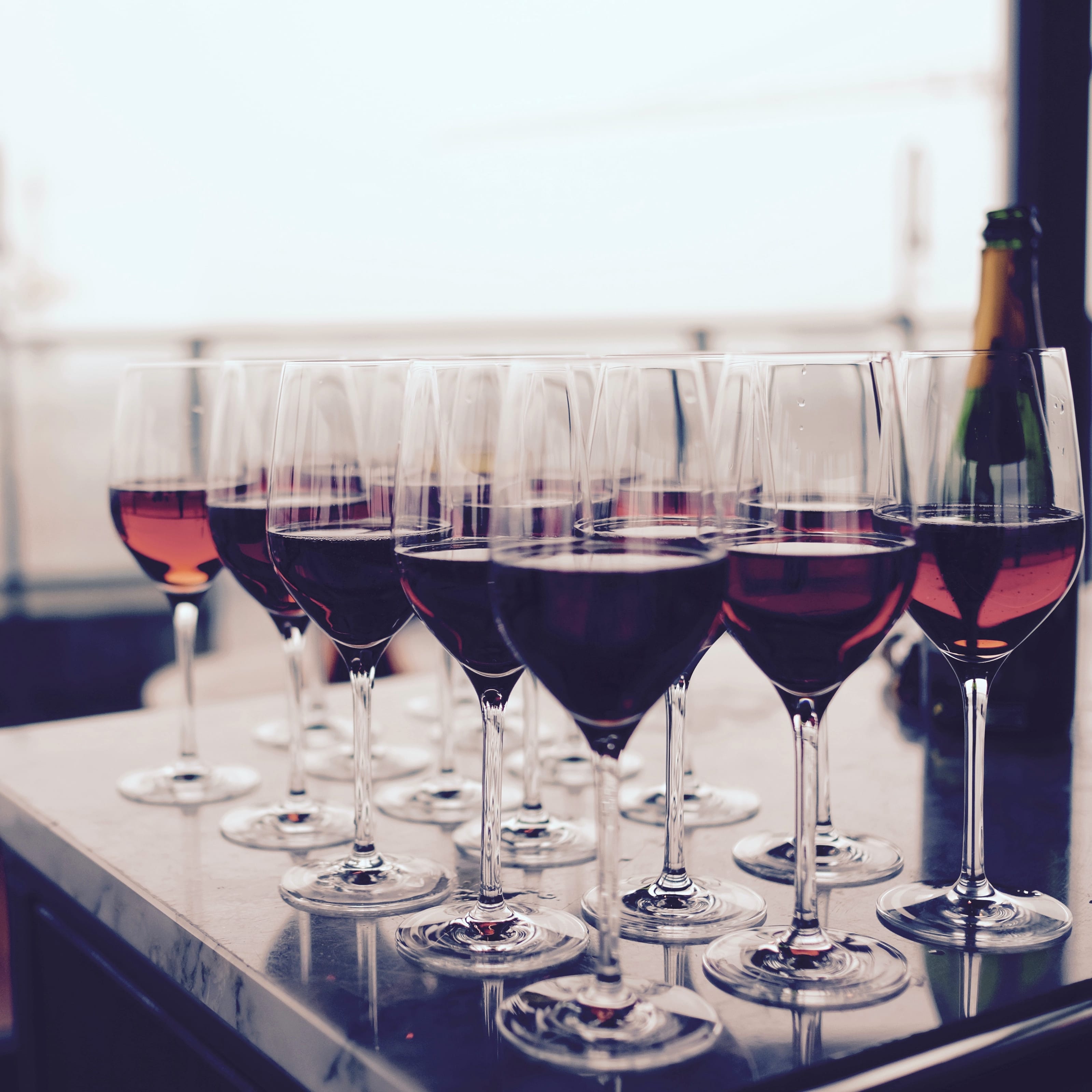 Weinprobe in Frankfurt: Probiere mehrere Sorten Weine