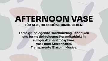 Text wirbt für Keramik-Workshop auf abstraktem Hintergrund.