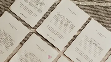 Handwritten notes on wedding advice cards.