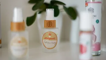 Bottle of relaxation spray on table.