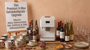 Getränkeausstellung mit Schild und Getränken.
