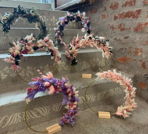 Flower loop with dried flowers in Munich-Schwabing