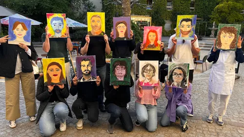Sip & Paint Team Building in Berlin