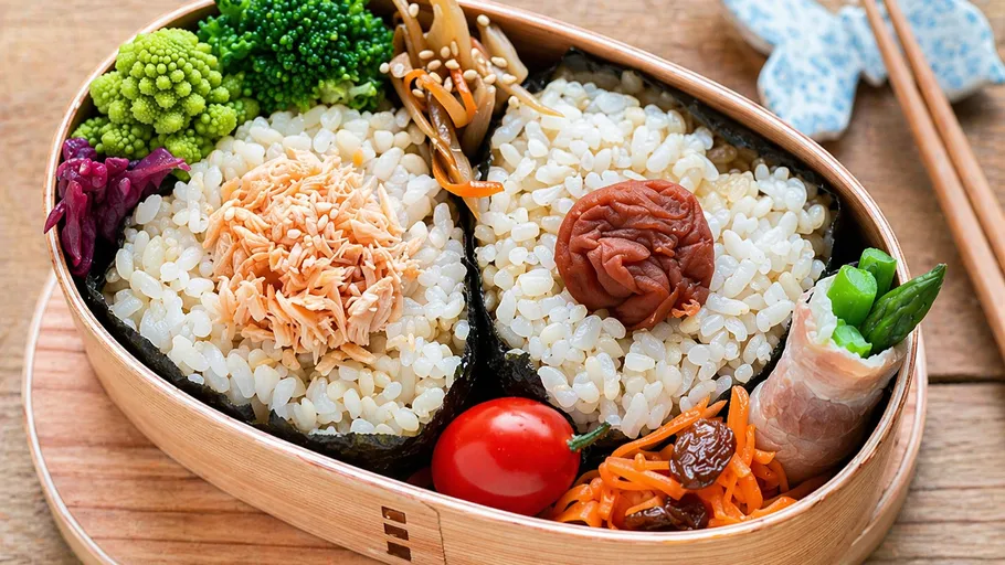 Bento box with rice and vegetables