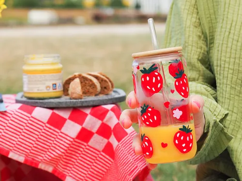 Picknickglas bemalen beim Kreativ-Picknick in Münster