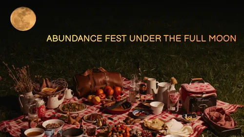 Abundance Fest bei Vollmond