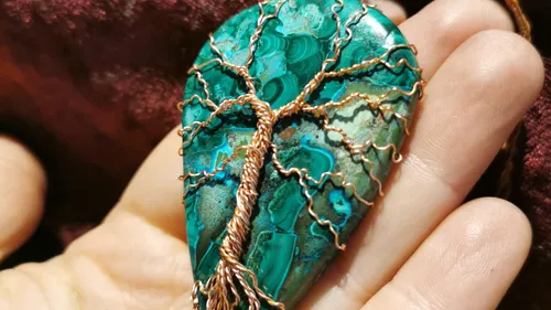 Edelsteinschmuck mit Draht gestalten in Berlin