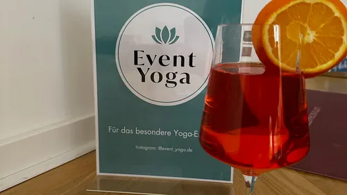 Aperol Yoga in Vienna