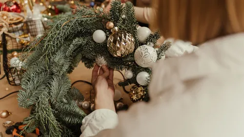 Weihnachtskranz binden als Teamevent oder JGA in Magdeburg