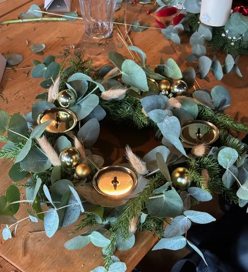 Adventskranz-Workshop mit Gebäck in Heidelberg