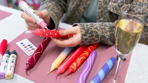 Workshop für vegane Kerzen in Dip-Dye in Berlin