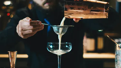 3 Cocktails & Shot in 2 Std. in Münster mixen