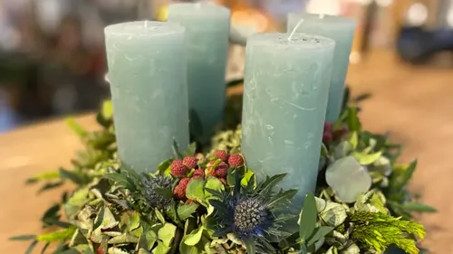 Adventskranz mit Wasserversorgung in Hamburg