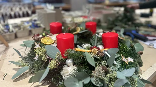 Adventskranz binden in München